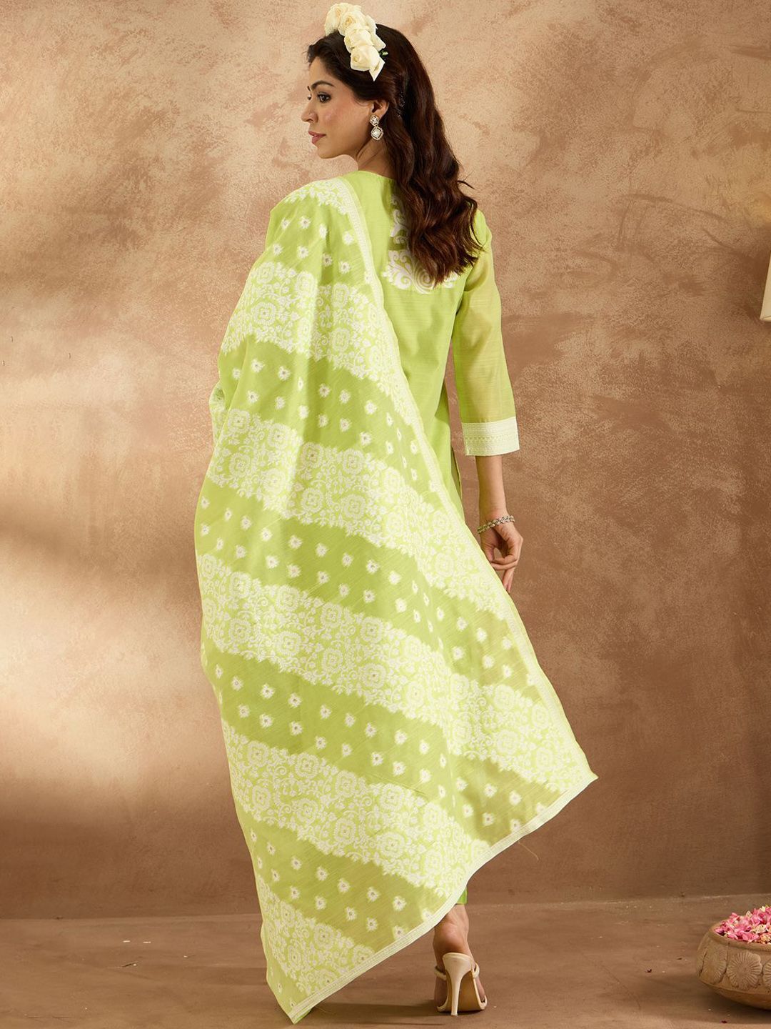 Dhiyona IE Women Woven Design Ethnic Motifs Regular Kurta with Trousers & With Dupatta