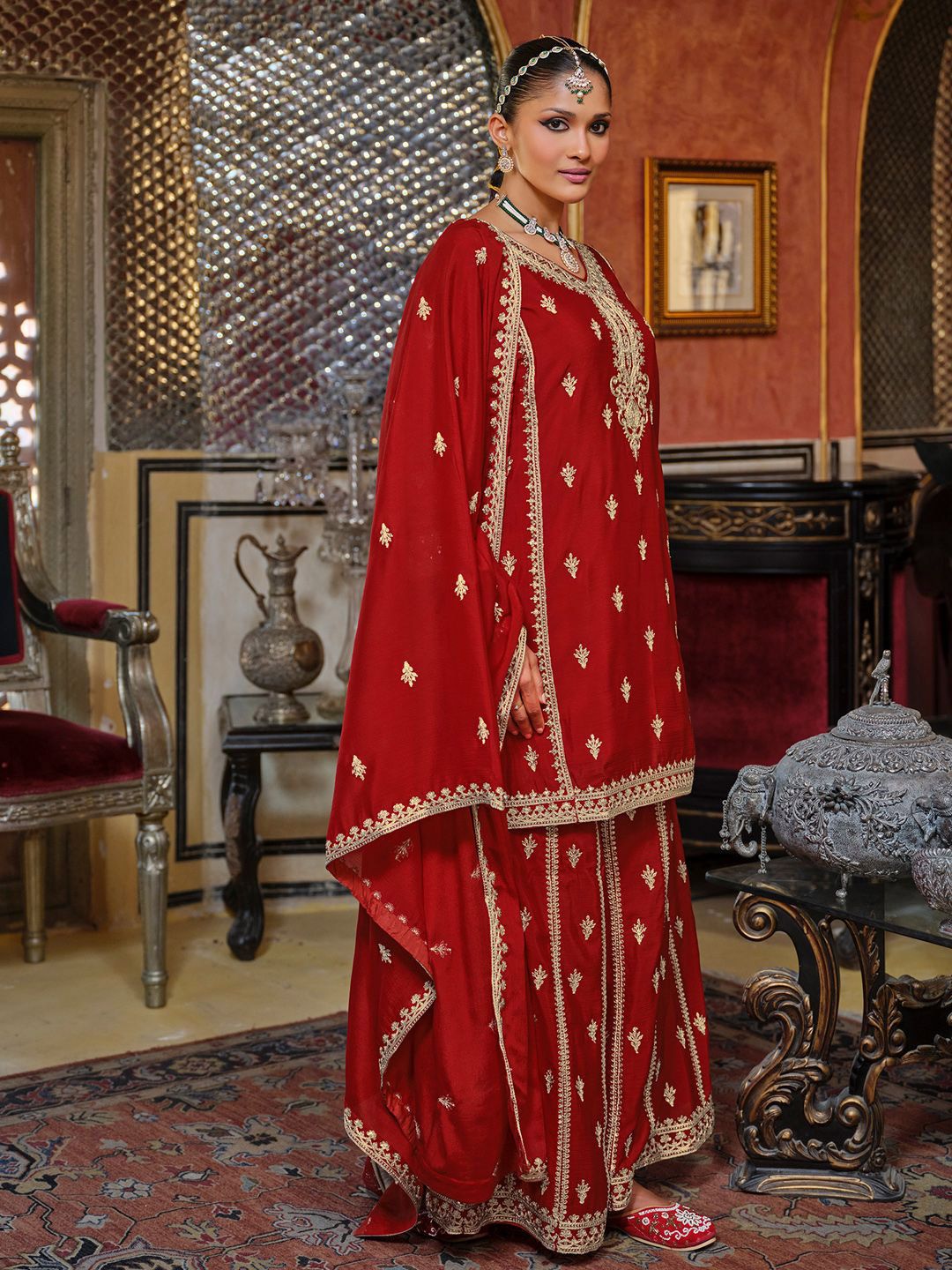 Dhiyona IE Women's Adults-Women Woven Design Embroidered Kurta with Palazzos & Dupatta