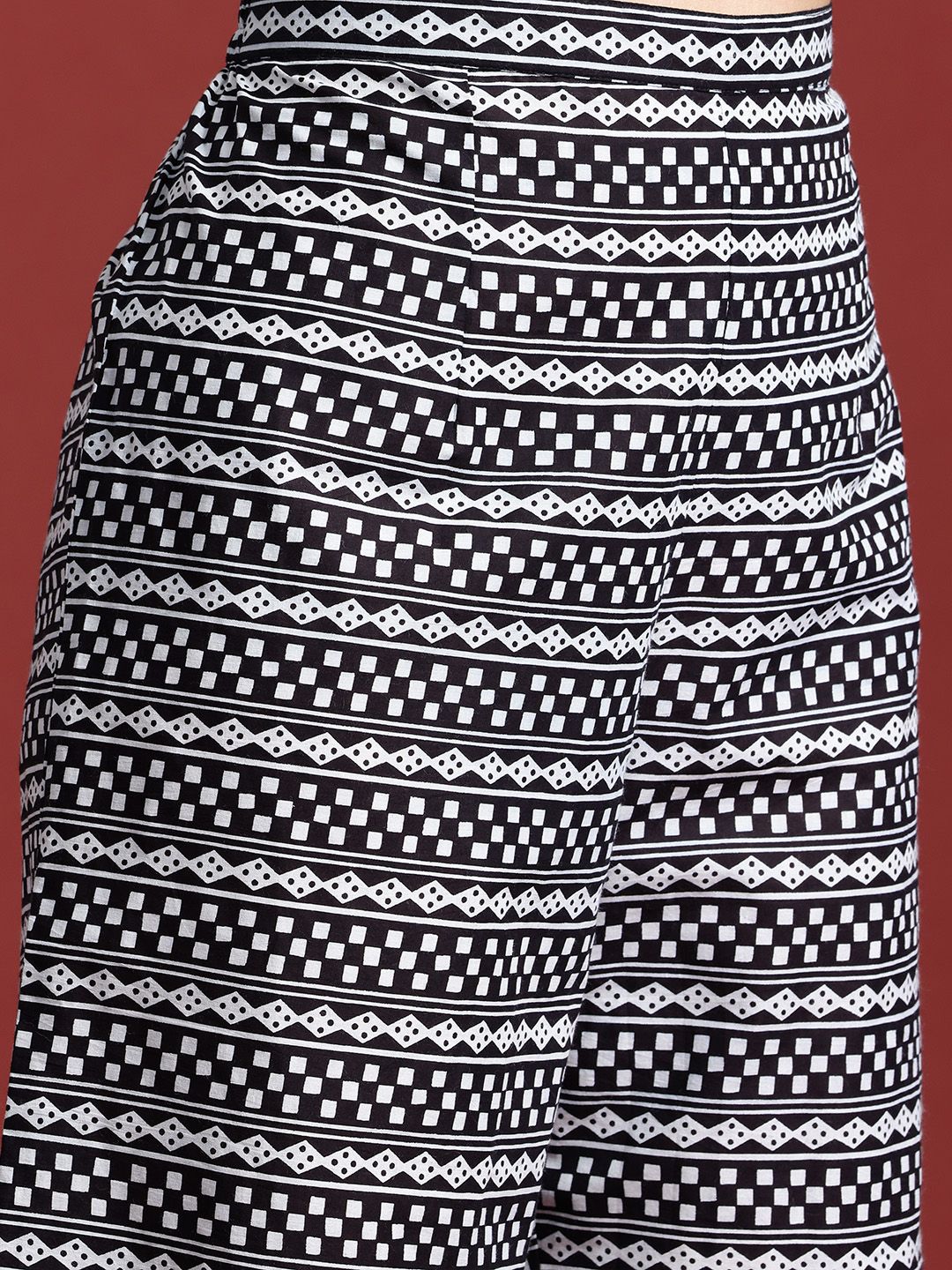 Dhiyona IE Printed Mirror Work Pure Cotton Kurta With Palazzos & Dupatta