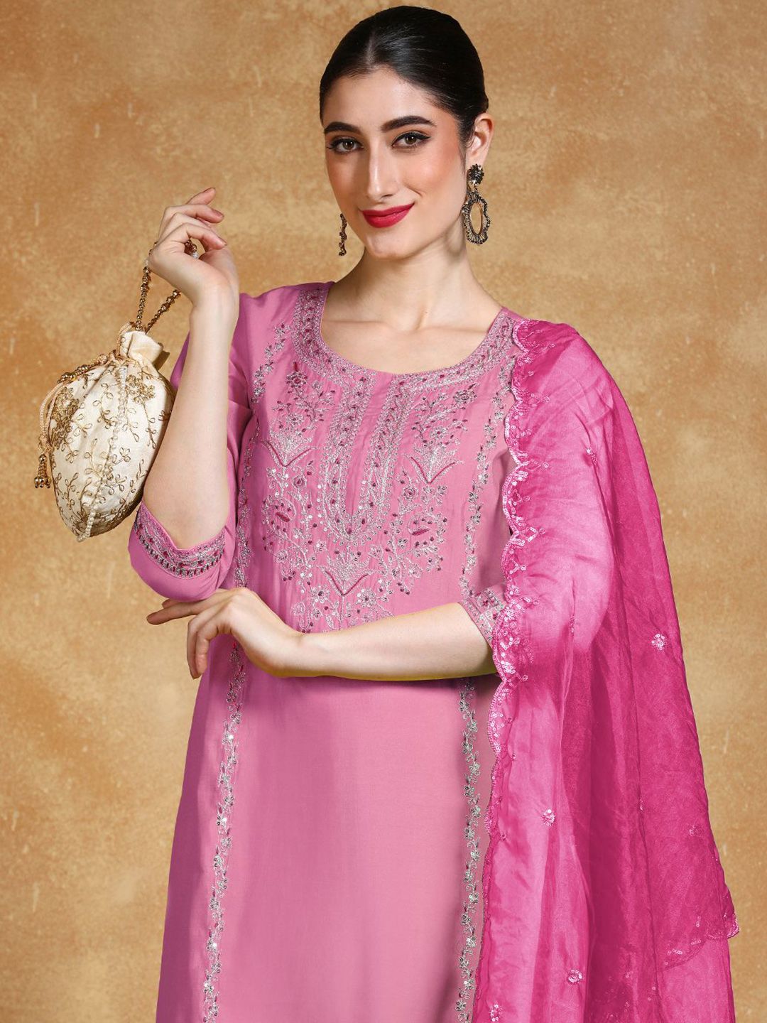 Dhiyona VA Women'sFloral Embroidered Regular Round Neck Straight Kurta With Trousers & Dupatta