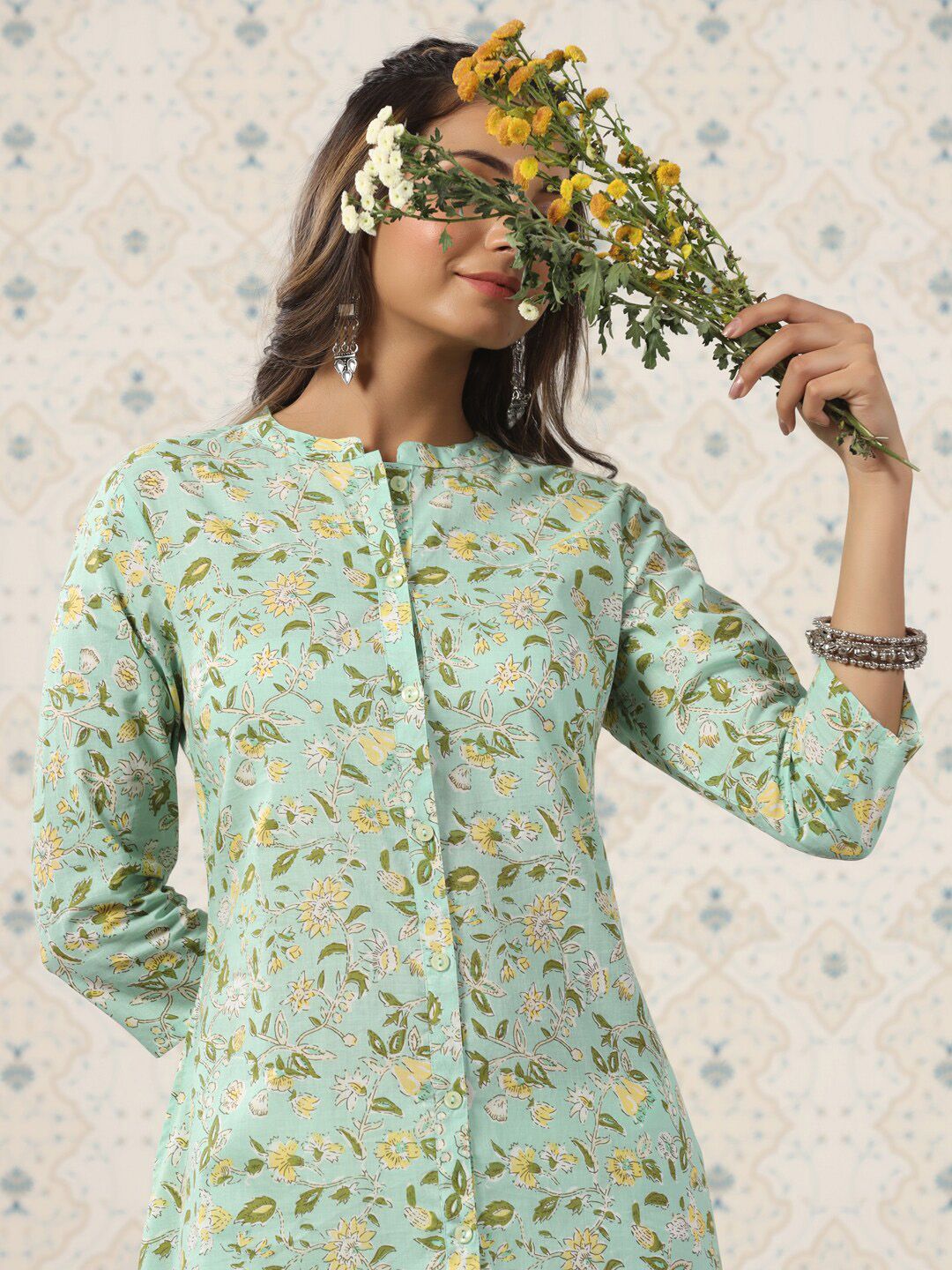 Dhiyona OD Floral Printed Band Collar Pure Cotton Kurta