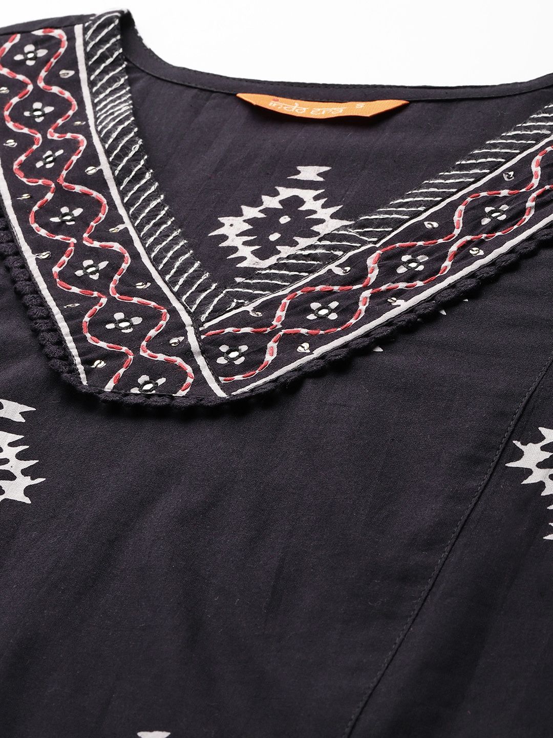 Dhiyona IE Ethnic Motifs Printed Thread Work Pure Cotton Kurta With Trousers & Dupatta
