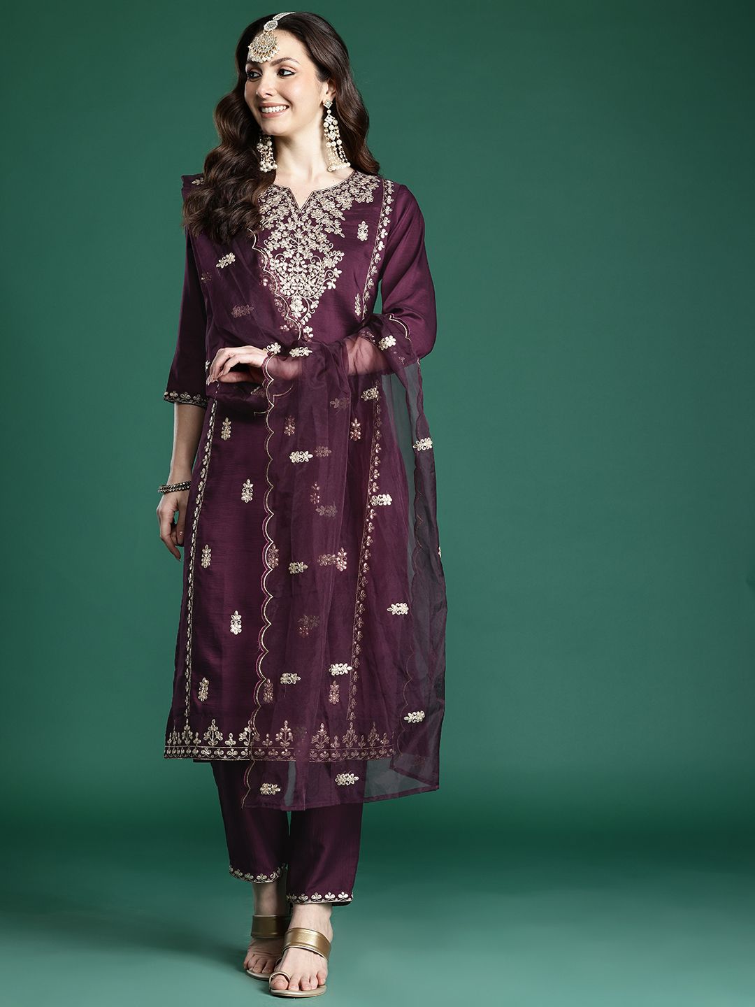 Dhiyona IE Ethnic Motifs Embroidered Gotta Patti Kurta with Trousers & With Dupatta