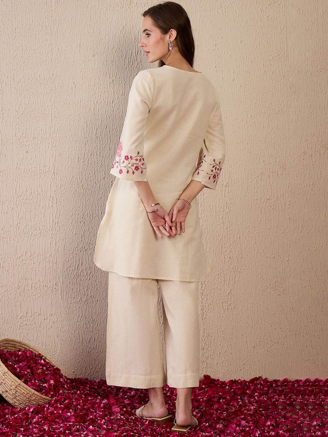 Dhiyona IE Women Floral Embroidered Regular Thread Work Pure Cotton Kurta with Palazzos