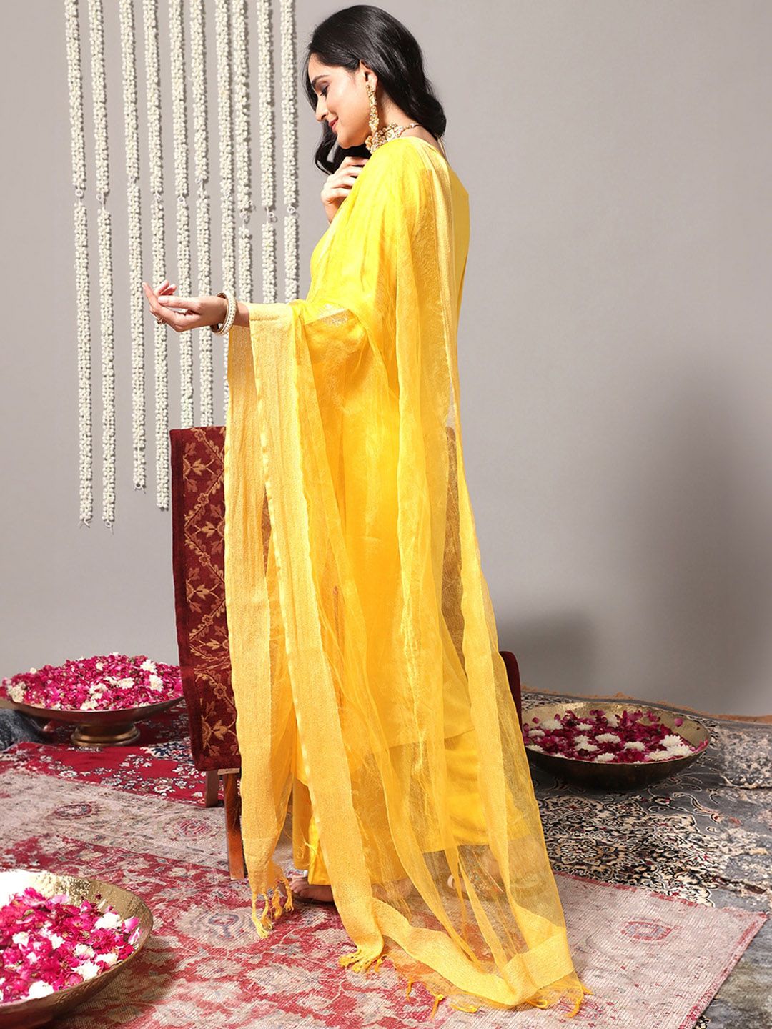 Dhiyona VA Women'sV-Neck A-Line Pleated Kurta with Palazzos & With Dupatta