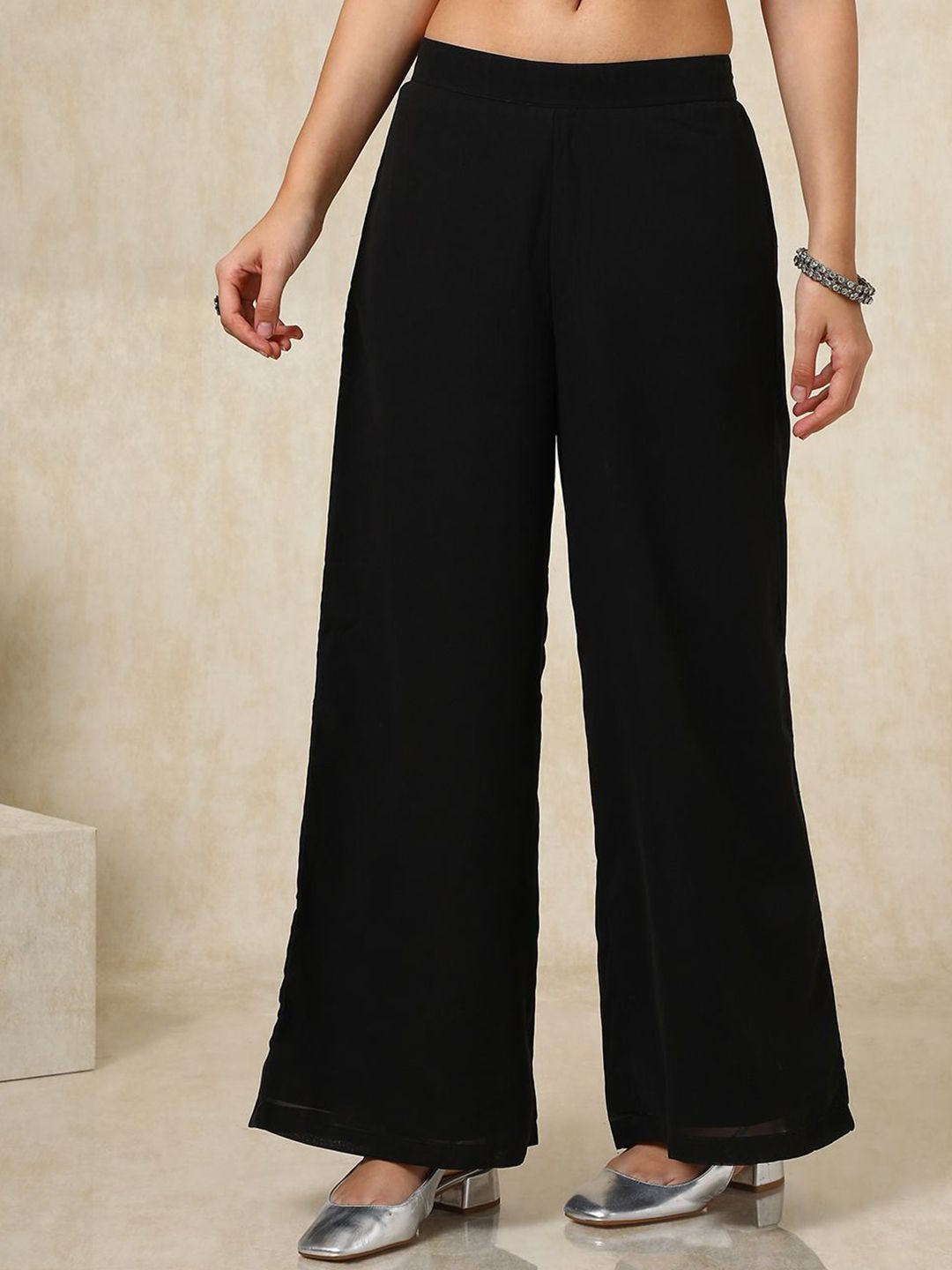 Dhiyona SO Women's Floral Embroidered Beads & Stones Straight Kurta with Palazzos & Dupatta