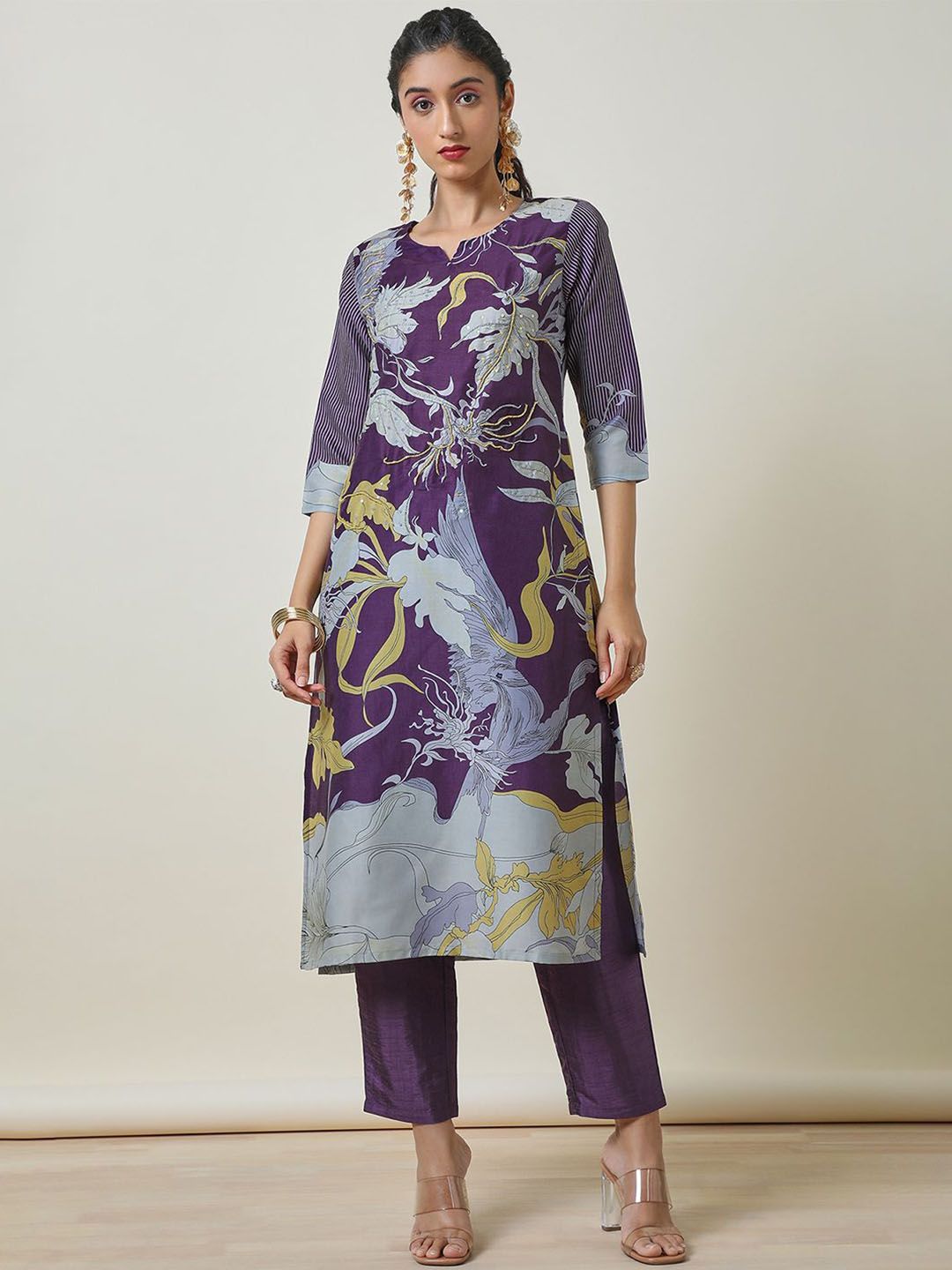 Dhiyona SO Women's Floral Printed Beads & Stones Notch Neck Straight Kurta with Trousers