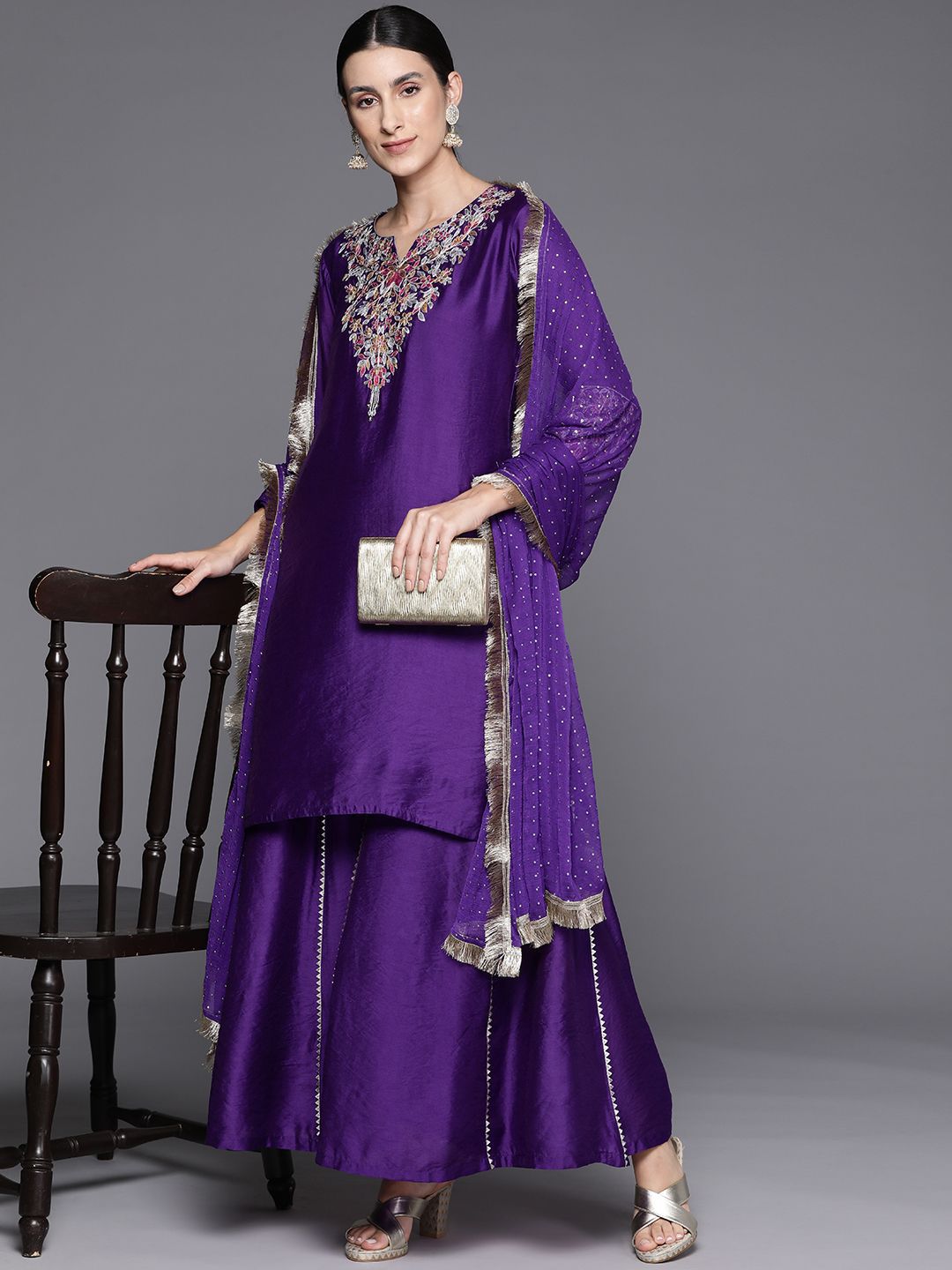 Dhiyona VA Women'sFloral Thread Embroidered Sequinned Chanderi Silk Kurta & Palazzos With Dupatta