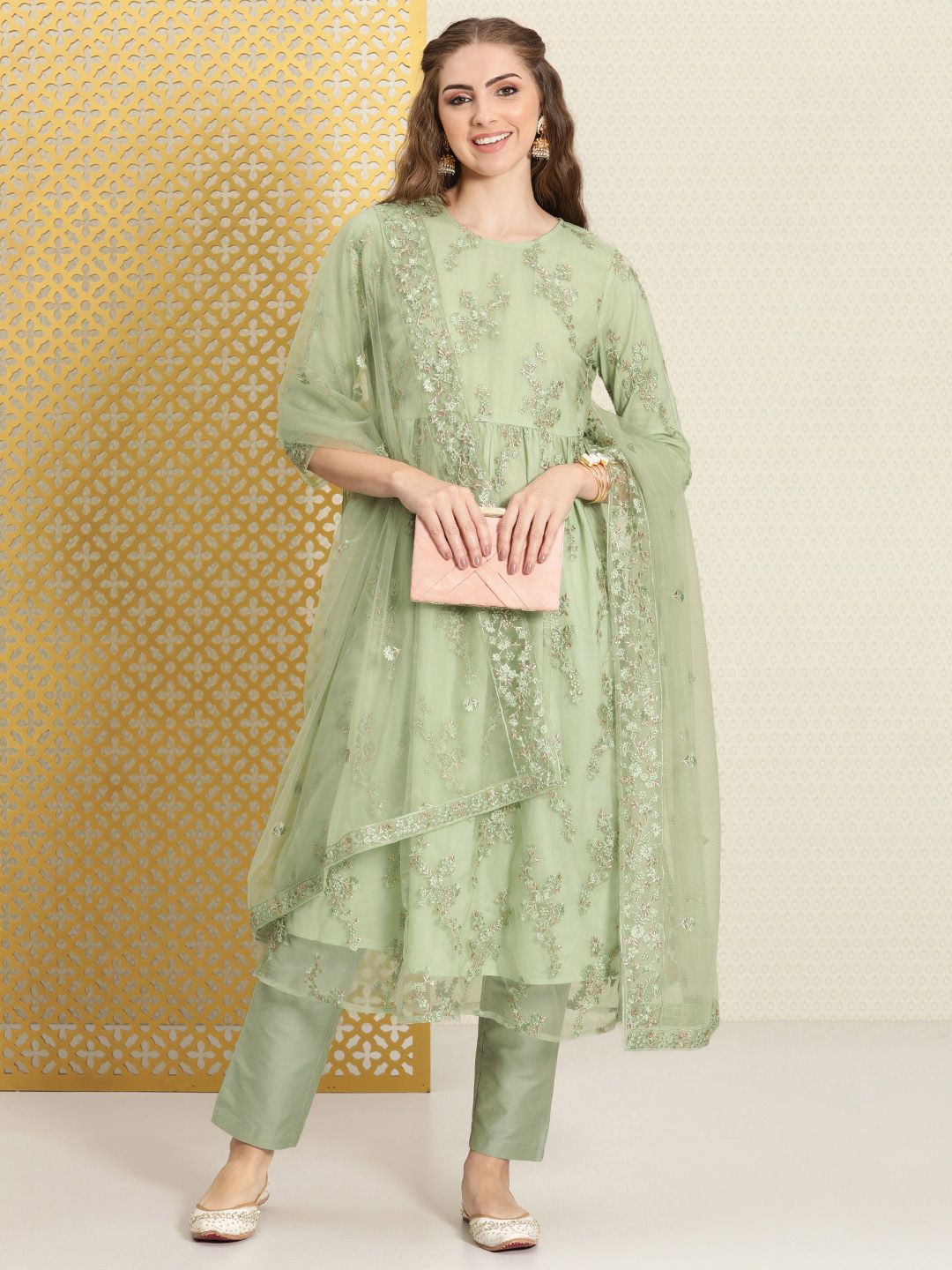 Dhiyona PD Women Women Floral Embroidered Empire Thread Work Net Jashn Kurta Set