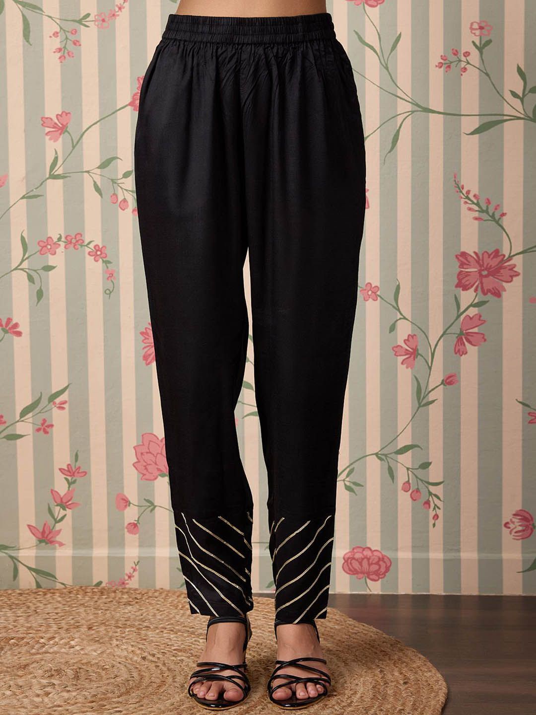 Dhiyona OD Floral Printed Regular Kurta with Trousers & With Dupatta