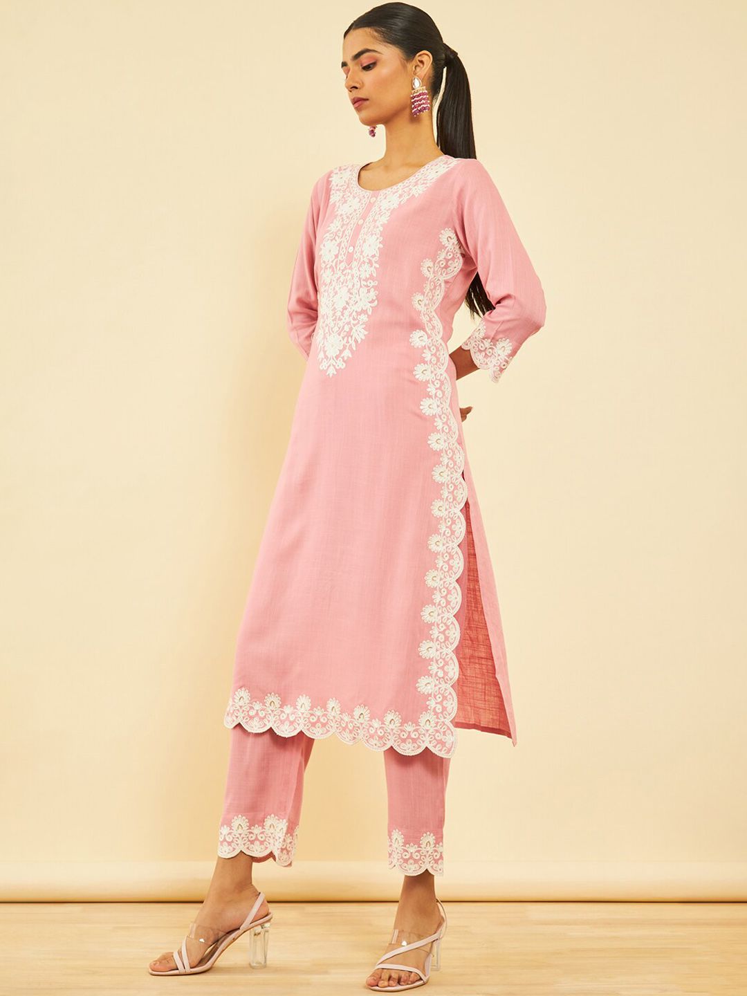 Dhiyona SO Women's Ethnic Motifs Embroidered Straight Kurta with Trousers