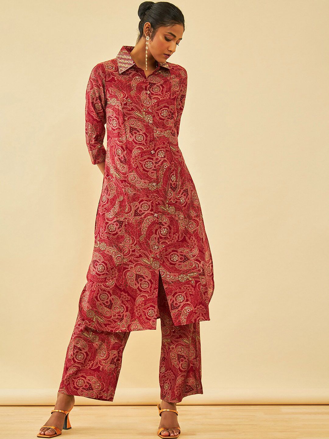 Dhiyona SO Women's Paisley Printed Regular Thread Work Kurta with Trousers