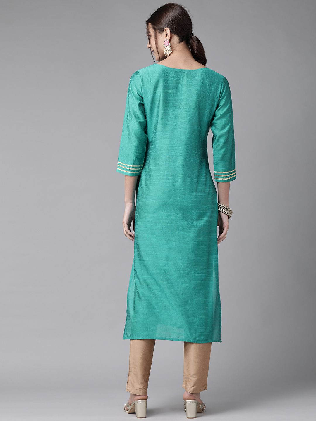 Dhiyona IE Women Sea Green Yoke Design Thread Work Floral Chanderi Silk Chanderi Silk Kurta