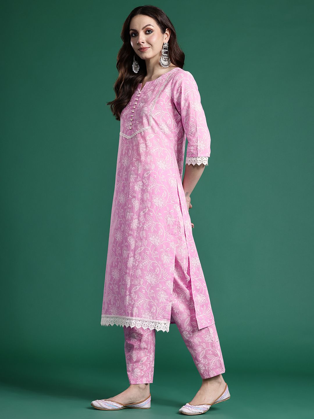 Dhiyona IE Women Floral Printed Regular Pure Cotton Kurta with Trousers