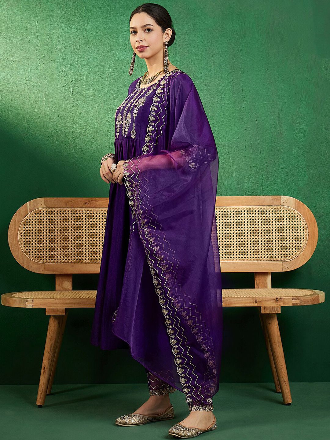 Dhiyona SN Women's Zari Embroidered A-Line Kurta Sets