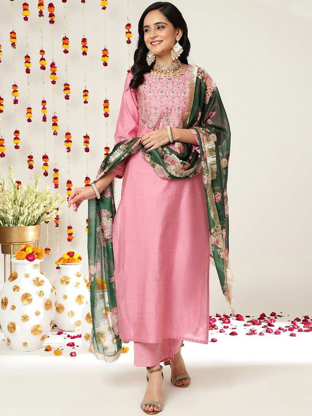 Dhiyona VA Women'sZari And Thread Work Embroidered Yoke Silk Kurta & Trousers With Dupatta