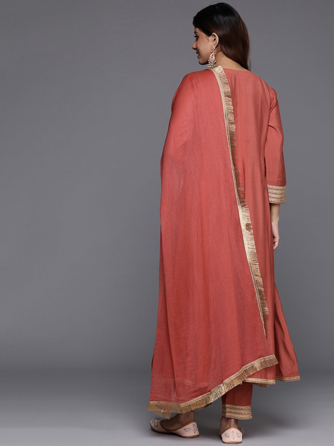 Dhiyona VA Women'sFloral Embroidered Panelled Sequinned Kurta with Trousers & Dupatta
