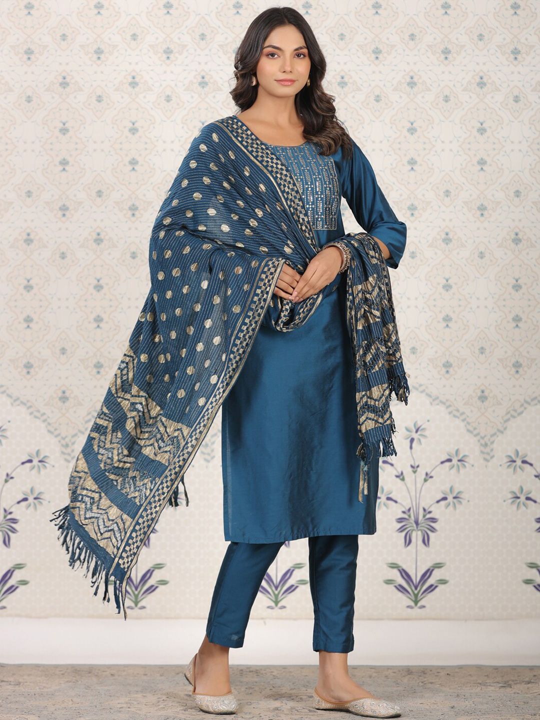 Dhiyona OD Ethnic Motifs Woven Design Straight Kurta With Trousers & Dupatta