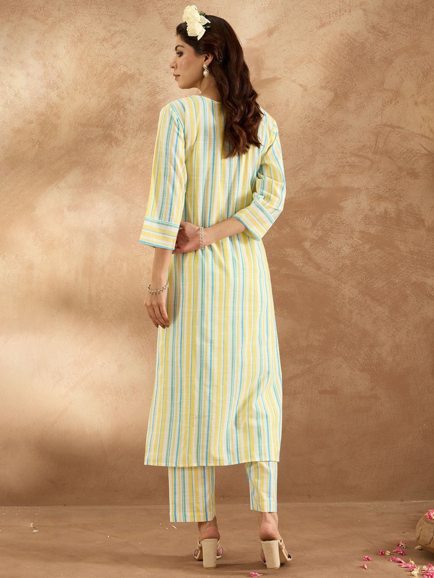 Dhiyona IE Floral Embroidered Pure Cotton Straight Kurta with Trouser