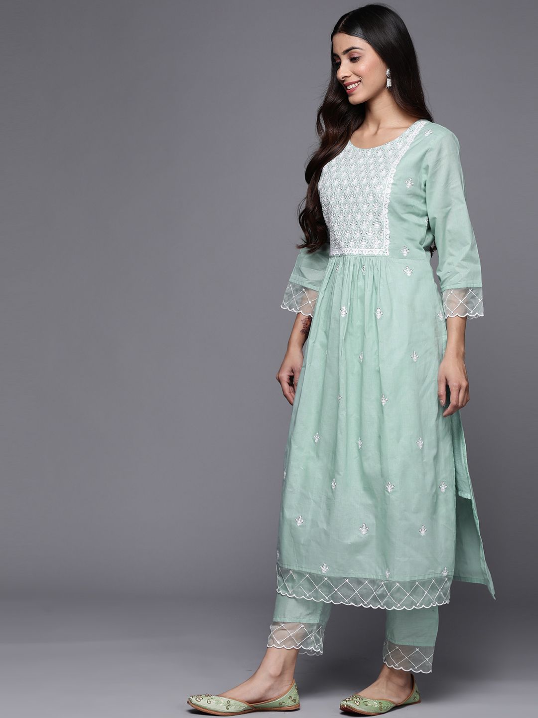 Dhiyona VA Women's Floral Embroidered Sequinned Pure Cotton Kurta Set
