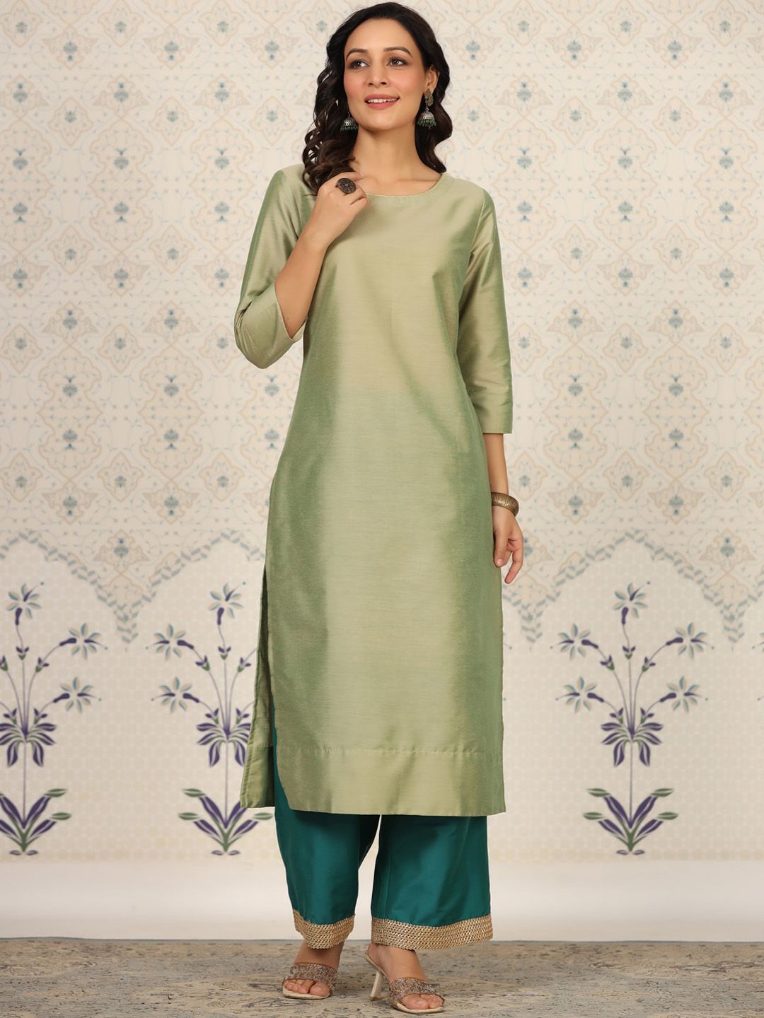 Dhiyona OD Round Neck Kurta With Palazzos