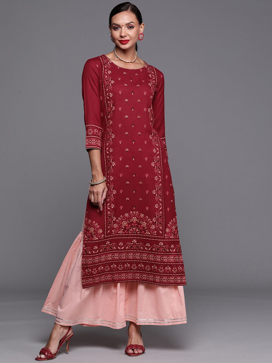 Dhiyona IE Women Maroon Ethnic Motifs Foil Print Round Neck Regular Sleeves Straight Kurta