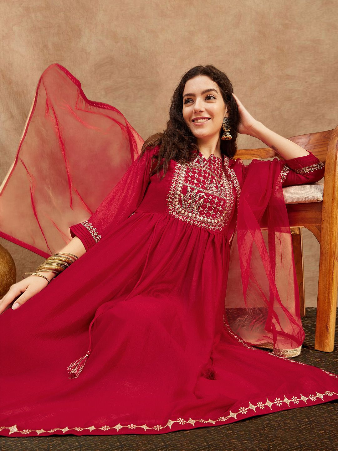 Dhiyona SN Women's Yoke Design Embroidered Kurta Sets With Dupatta