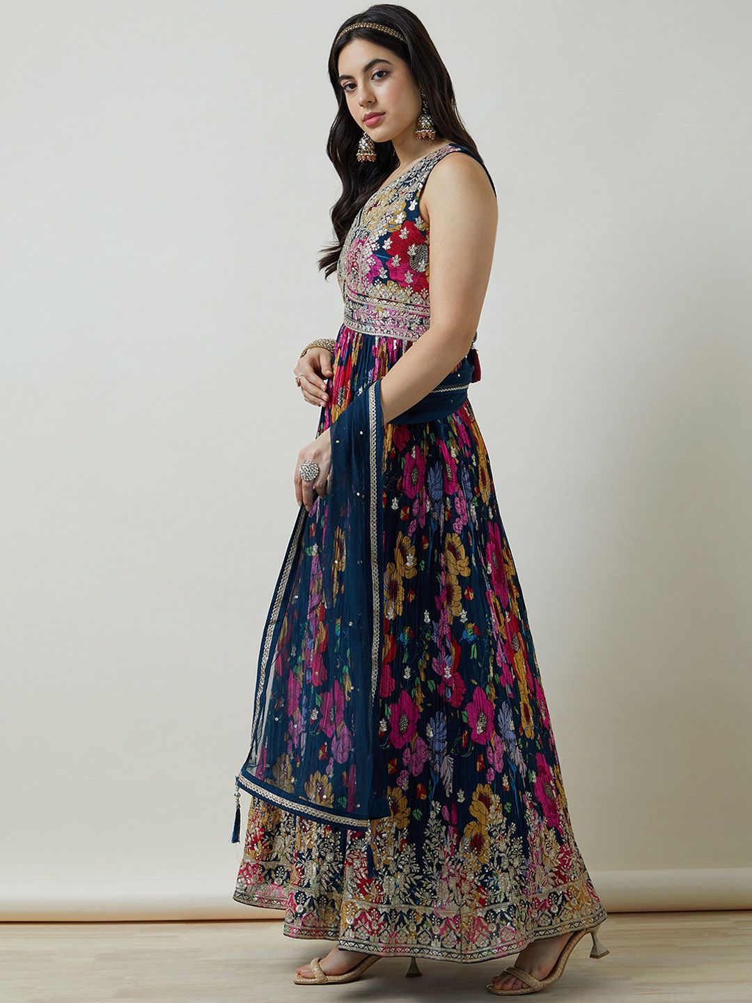 Dhiyona SO Women's Chinon Blend Botanical Print Gown With Sequins