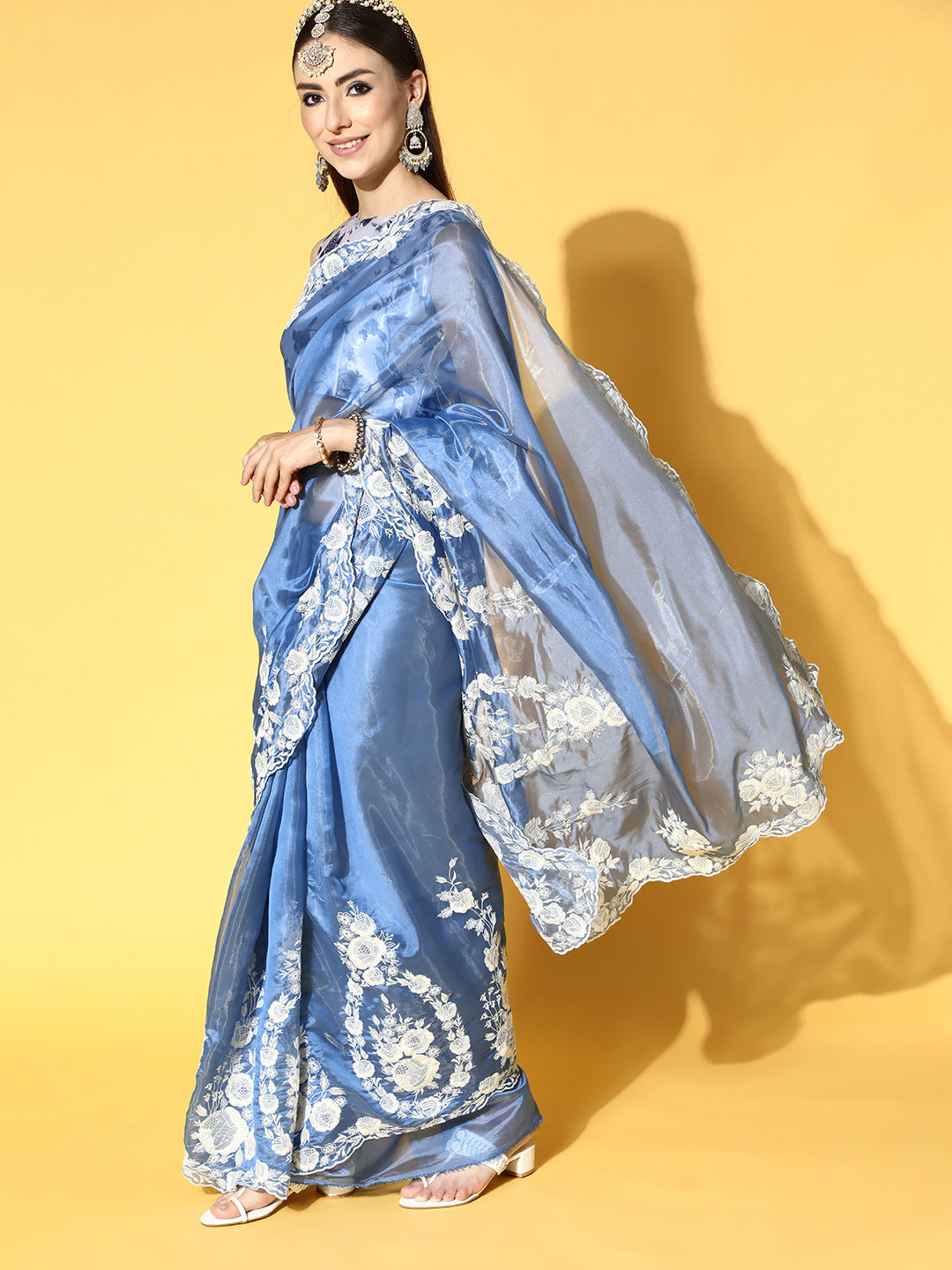 Women's Organza Blue Embroidered Designer Saree With Blouse Piece