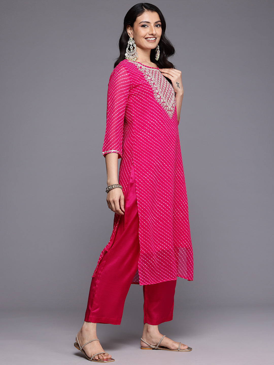 Dhiyona VR Women's Pink Bandhani Zari And Sequins Embroidered Kurta Set With Dupatta