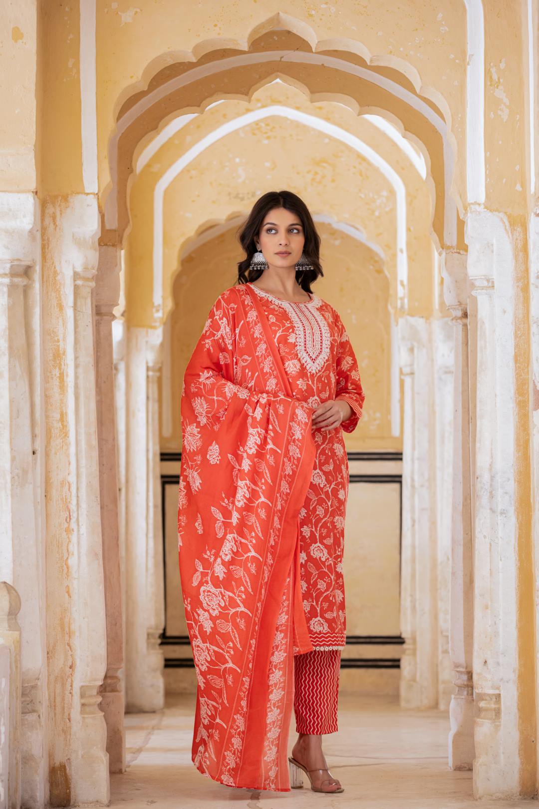 Dhiyona VR Women's Red Printed Round Neck Straight Kurta With Bottom And Dupatta