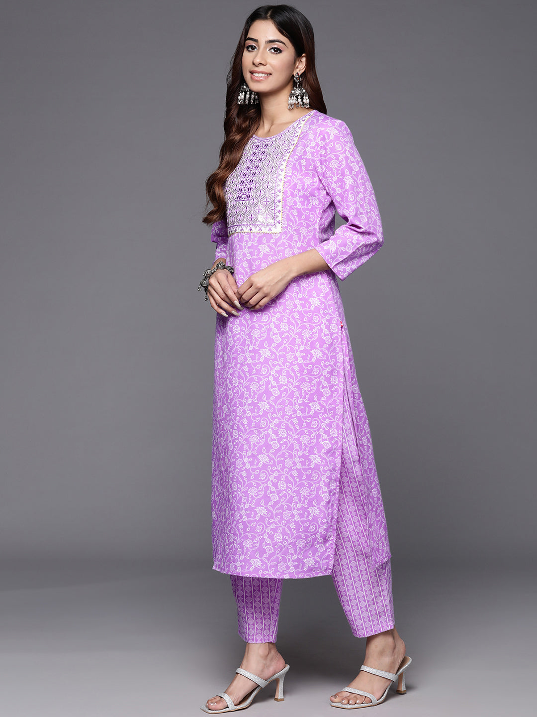 Dhiyona VR Women's Lavender Floral Printed Embroidered Kurta Paired With Bottom And Dupatta