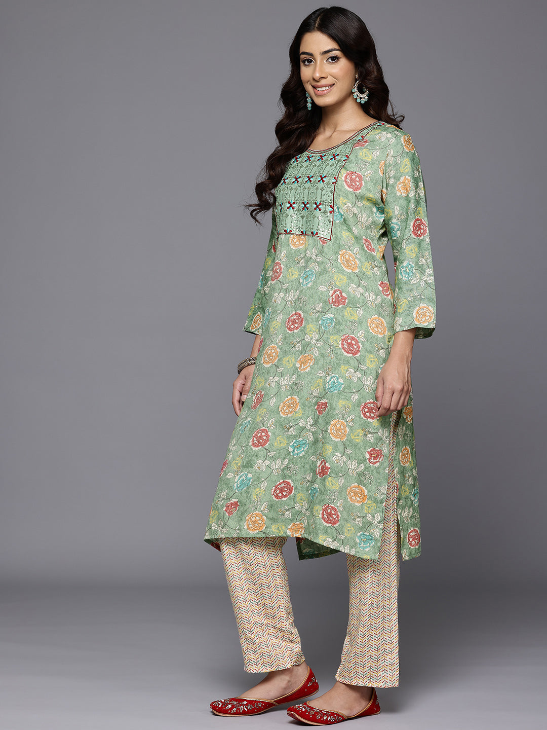 Dhiyona VR Women's Mint Green Round Neck Embroidered Yoke Printed Kurta Paired With Printed Bottom & Tie-Dye Dupatta