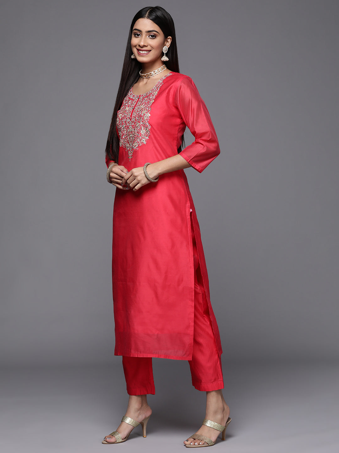 Dhiyona VR Women's Pink Embroidered Kurta Paired With Straight Tonal Bottom And Contrast Dupatta