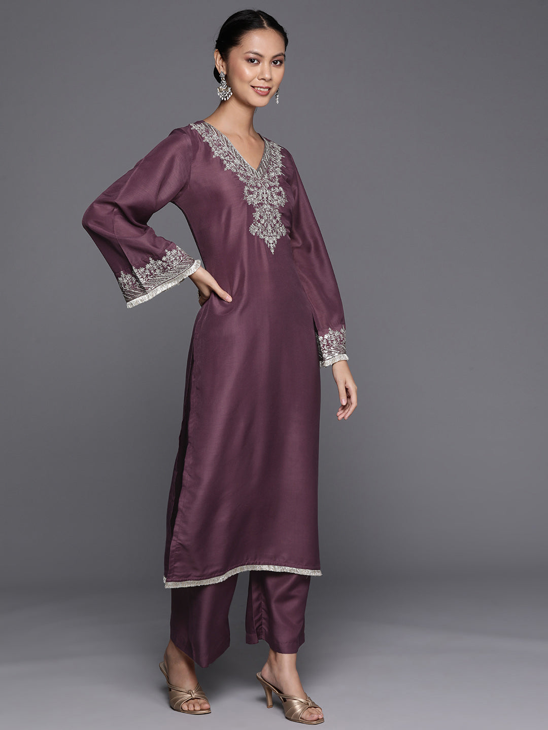 Dhiyona VR Women's Mauve V-Neck Yoke Embroidered Straight Kurta With Fringes Hem Paired With Tonal Bottom And Tonal Dupatta With Fringes