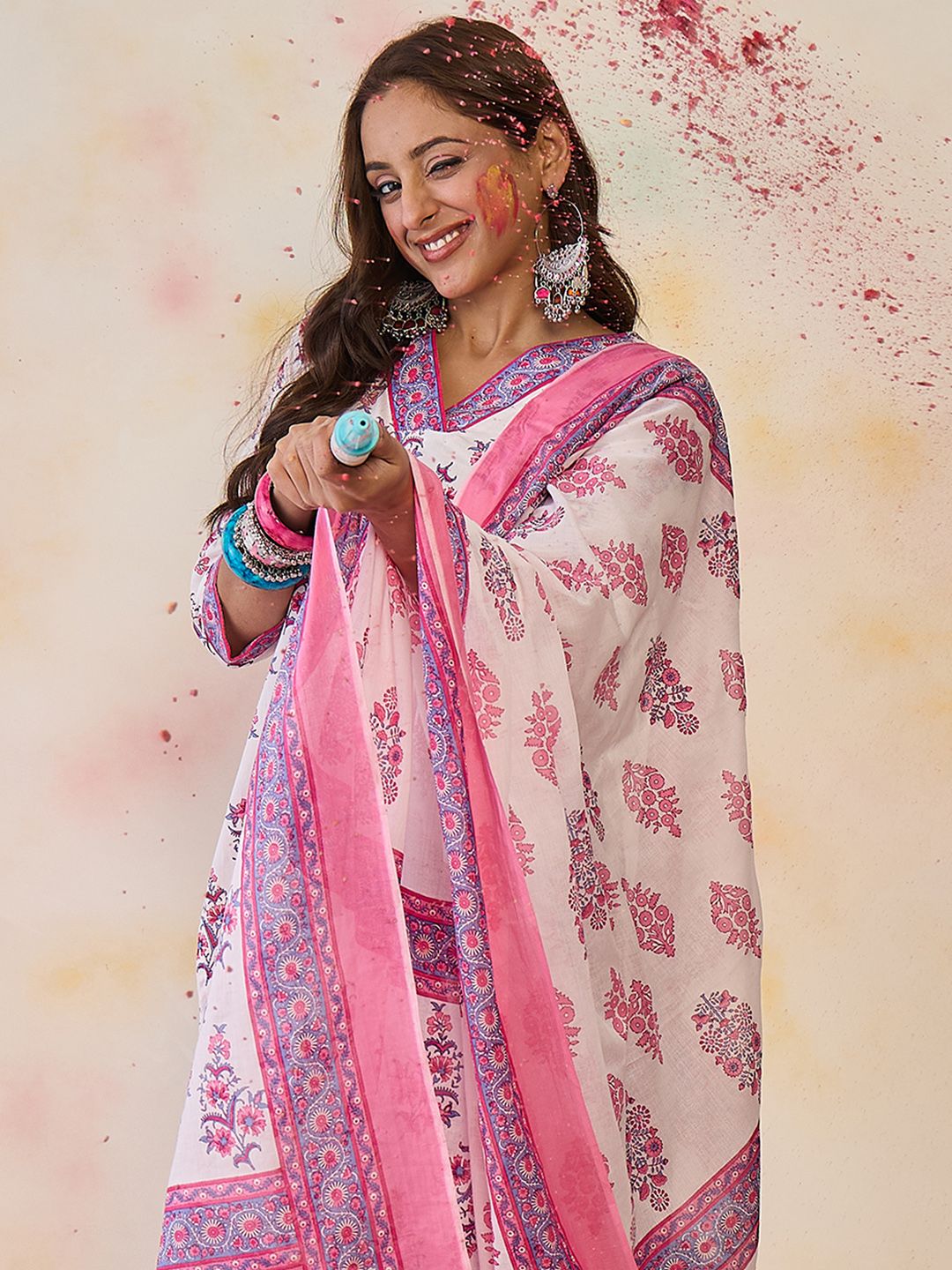 Dhiyona IE Women Floral Printed Regular Pure Cotton Kurta with Palazzos & With Dupatta