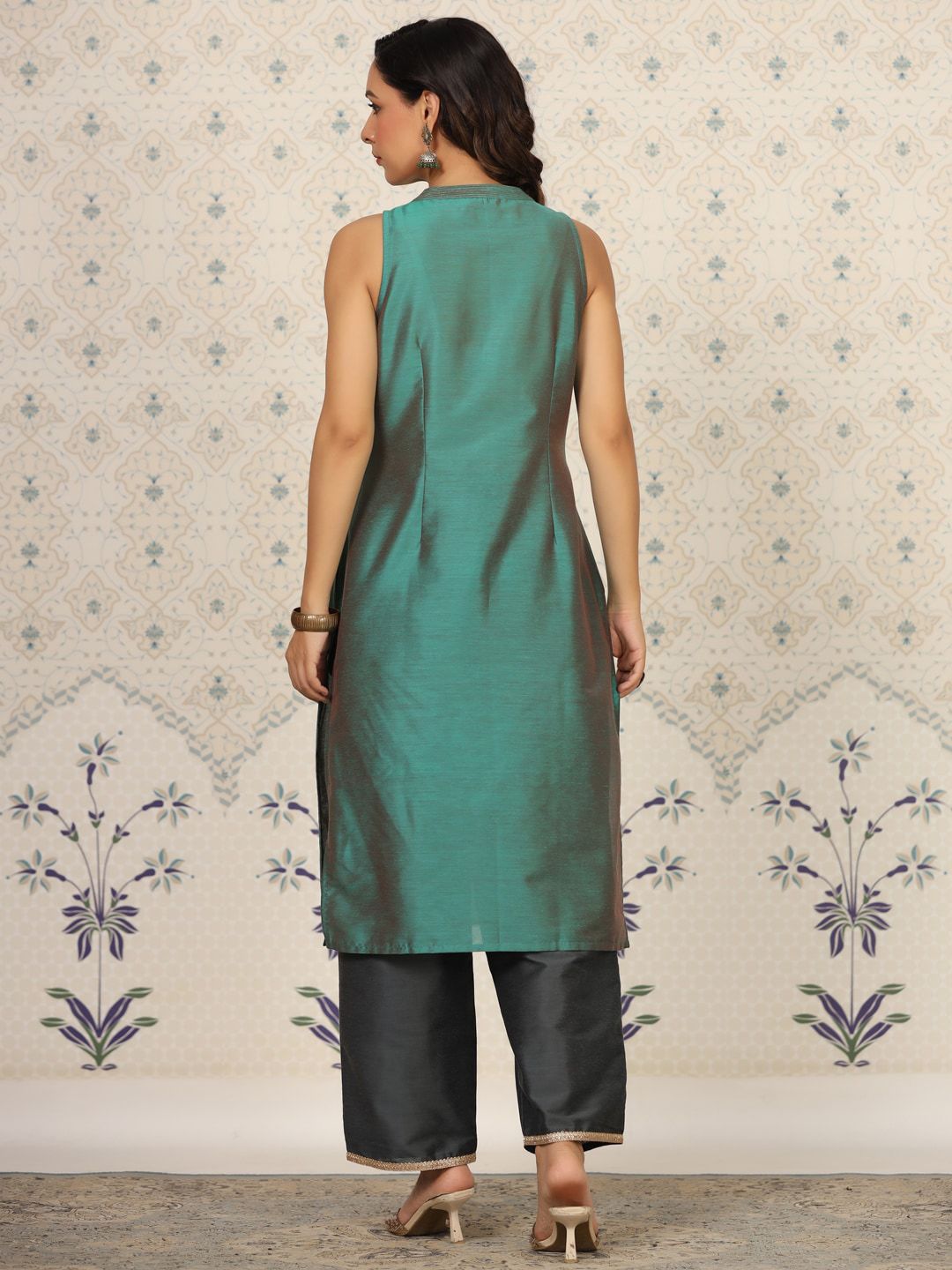 Dhiyona OD Keyhole Neck Kurta With Palazzos