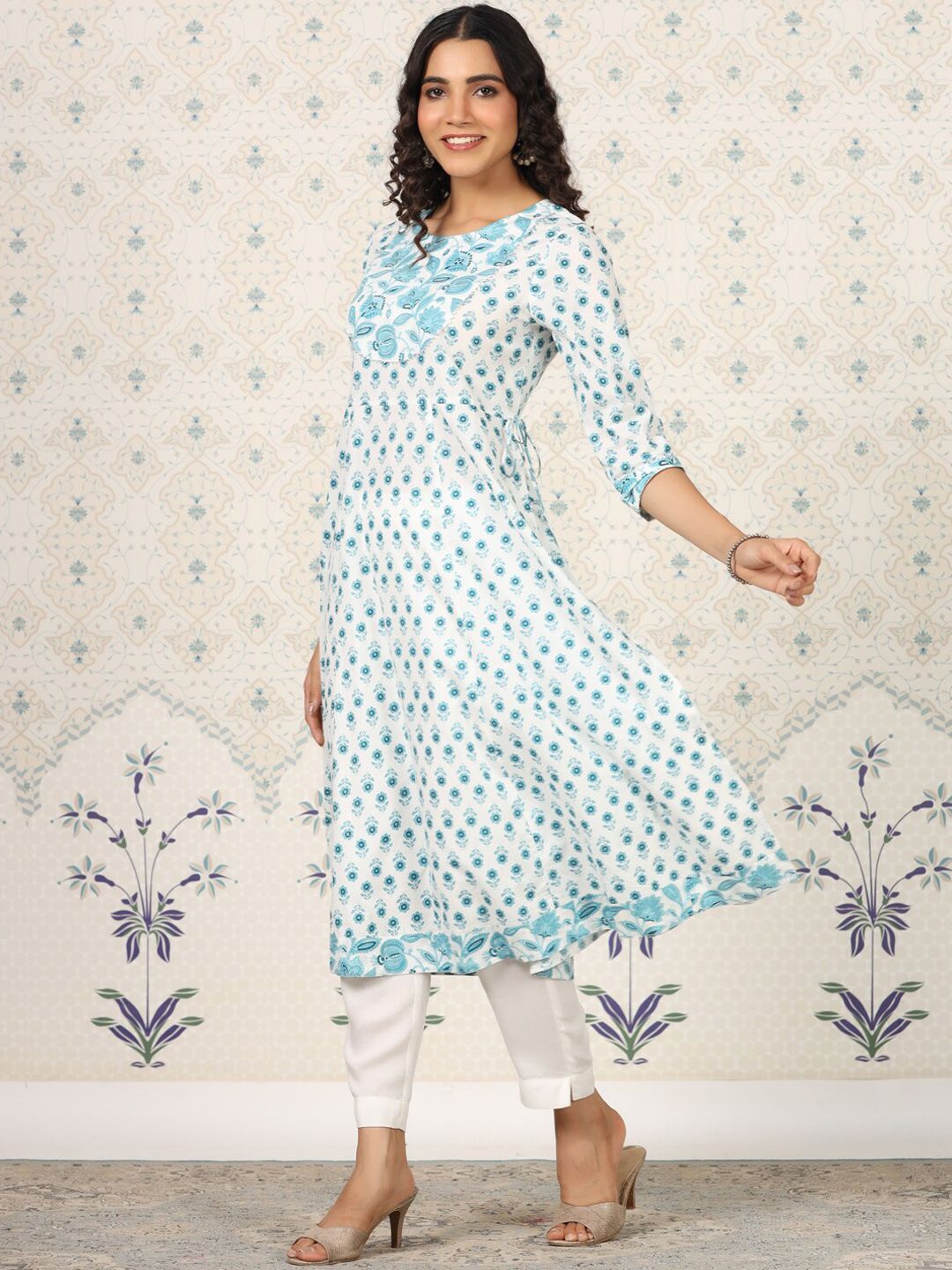Dhiyona OD Floral Printed Gotta Patti Pure Cotton A-Line Kurta