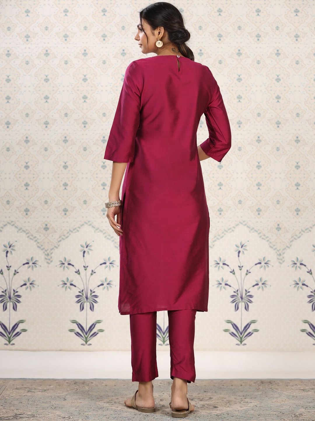 Dhiyona OD Yoke Design Embroidered Kurta with Trousers
