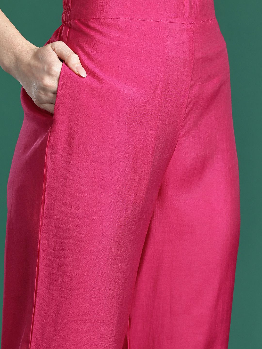 Dhiyona IE Ethnic Motifs Embroidered Kurta with Trousers & Dupatta