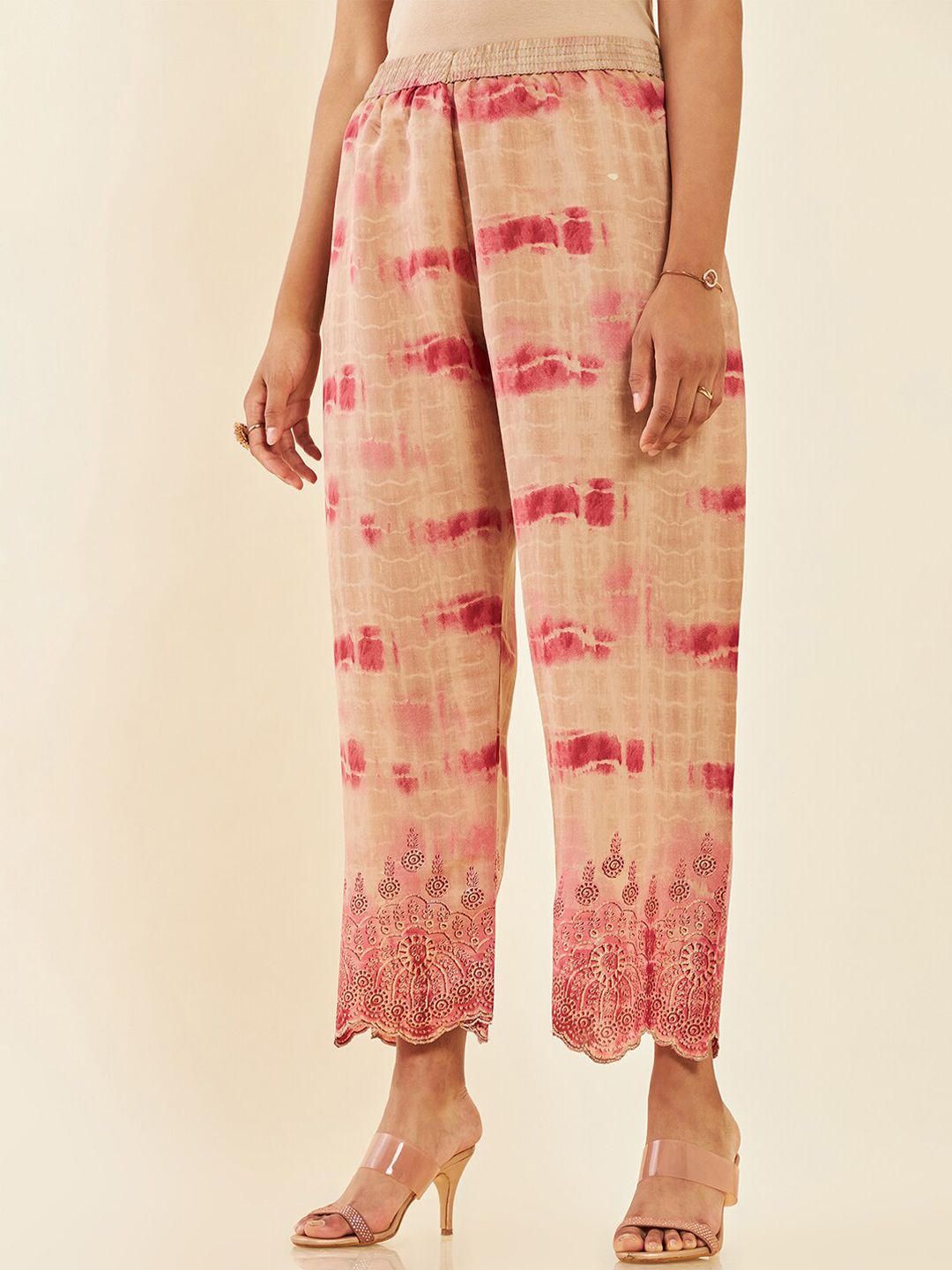 Dhiyona SO Women's Printed Sequinned Straight Kurta With Palazzo
