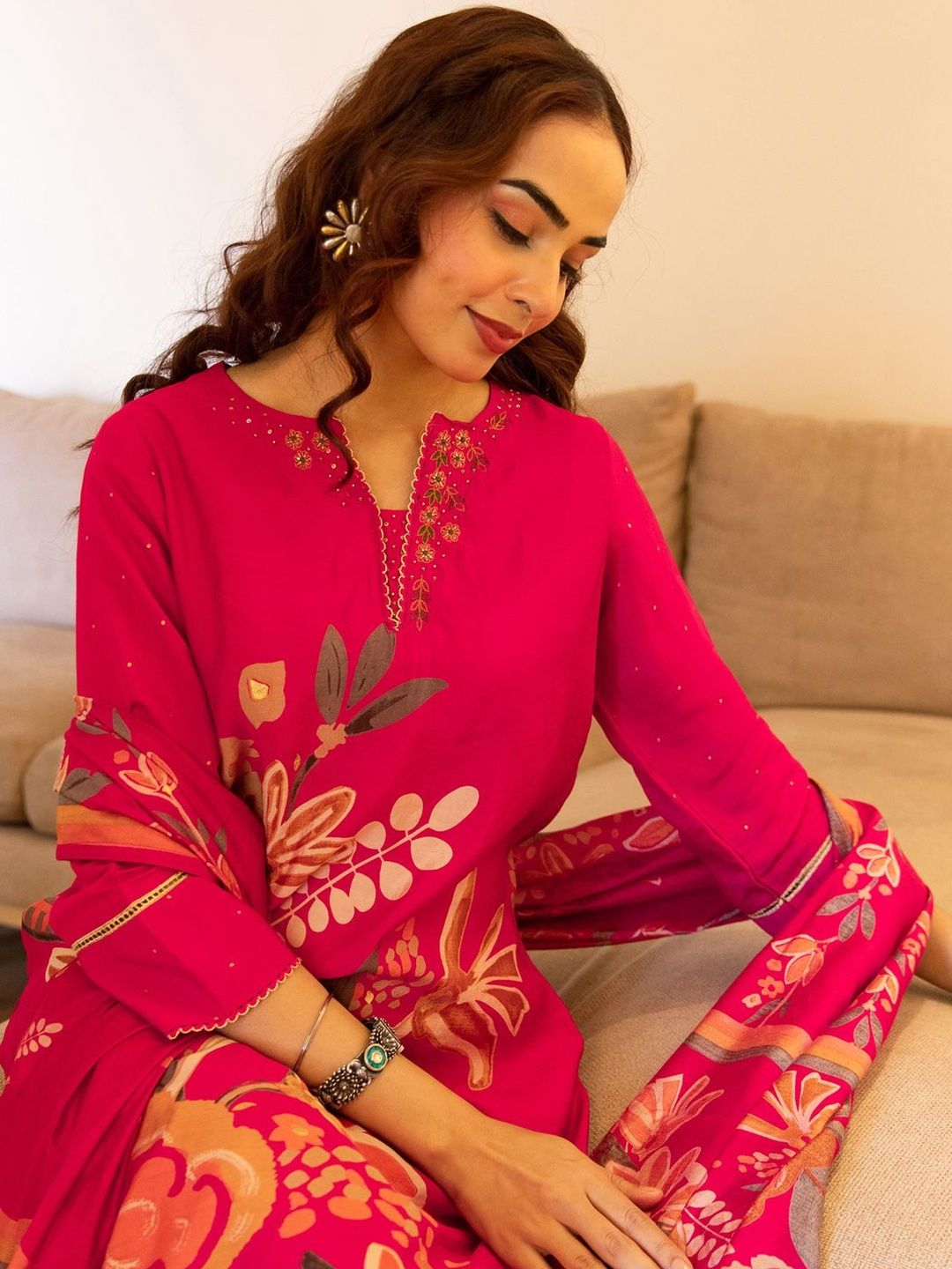 Women Floral Printed Kurta with Palazzos & Dupatta