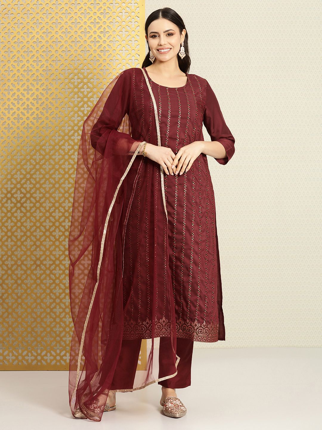 Dhiyona PD Women Ethnic Motifs Embroidered Jashn Sequinned Kurta with Trousers & Dupatta