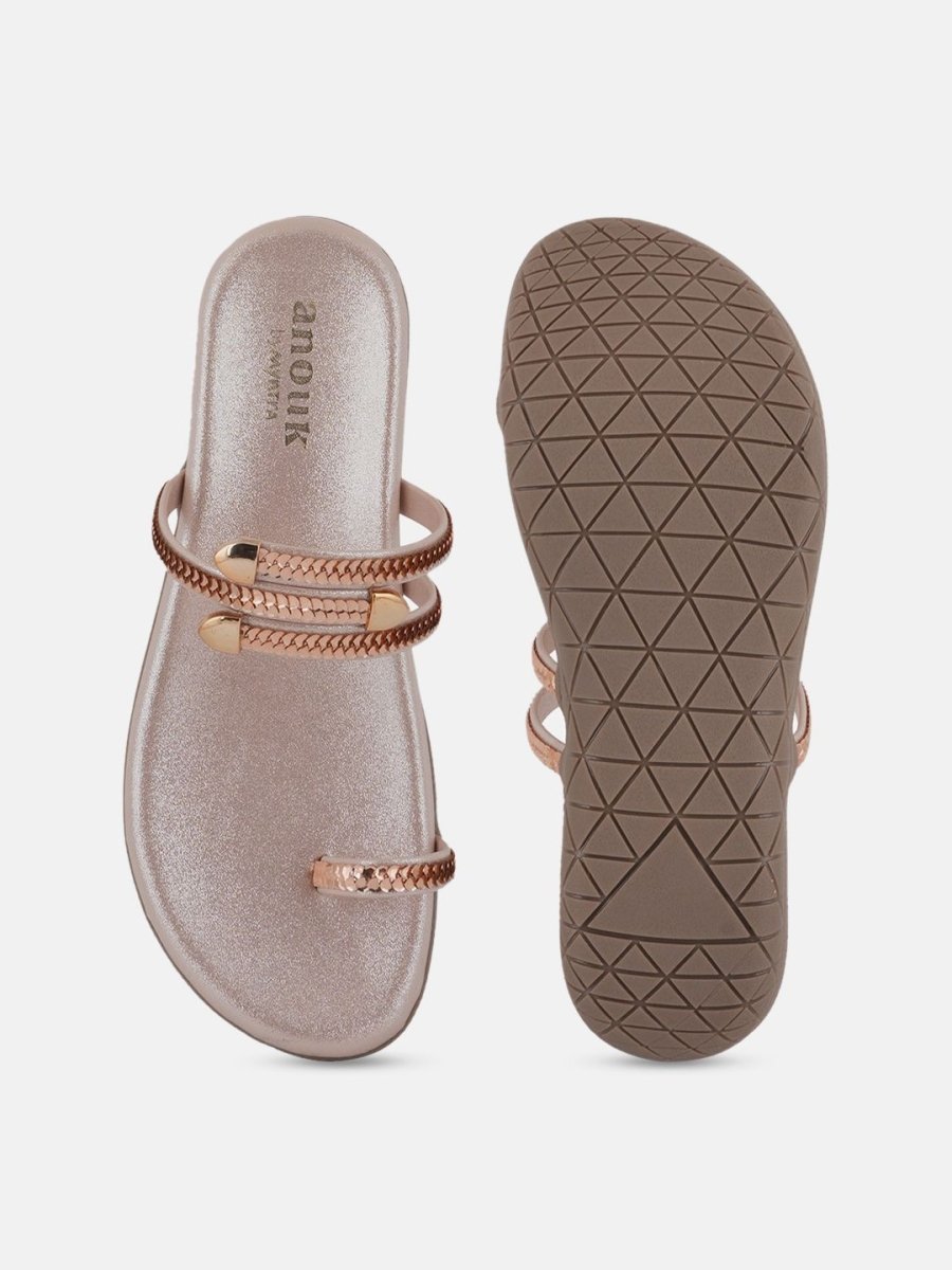 Dhiyona AK Embellished One Toe Flats