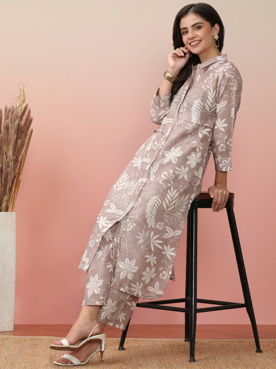 Dhiyona VA Women'sFloral Printed Kurta with Trousers