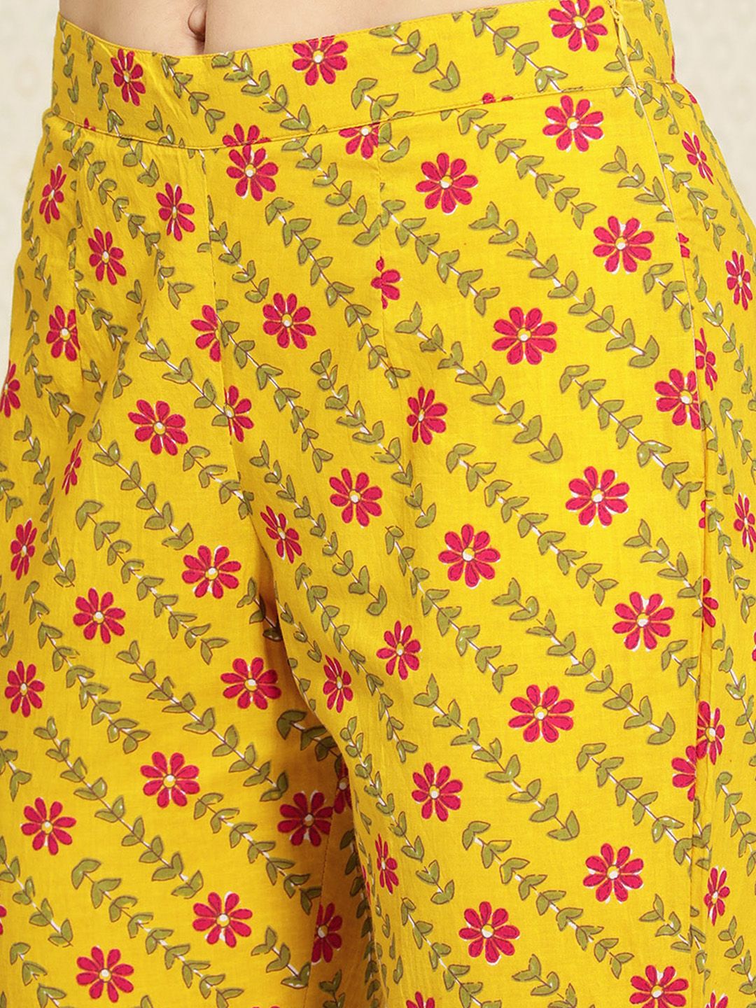 Dhiyona PD Women Women Mustard Yellow Printed Rozana Kurta with Trousers & With Dupatta