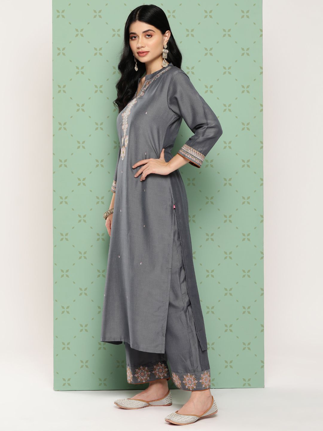 Dhiyona VA Women's Ethnic Motifs Yoke Design Regular Thread Work Kurta with Trousers & Dupatta