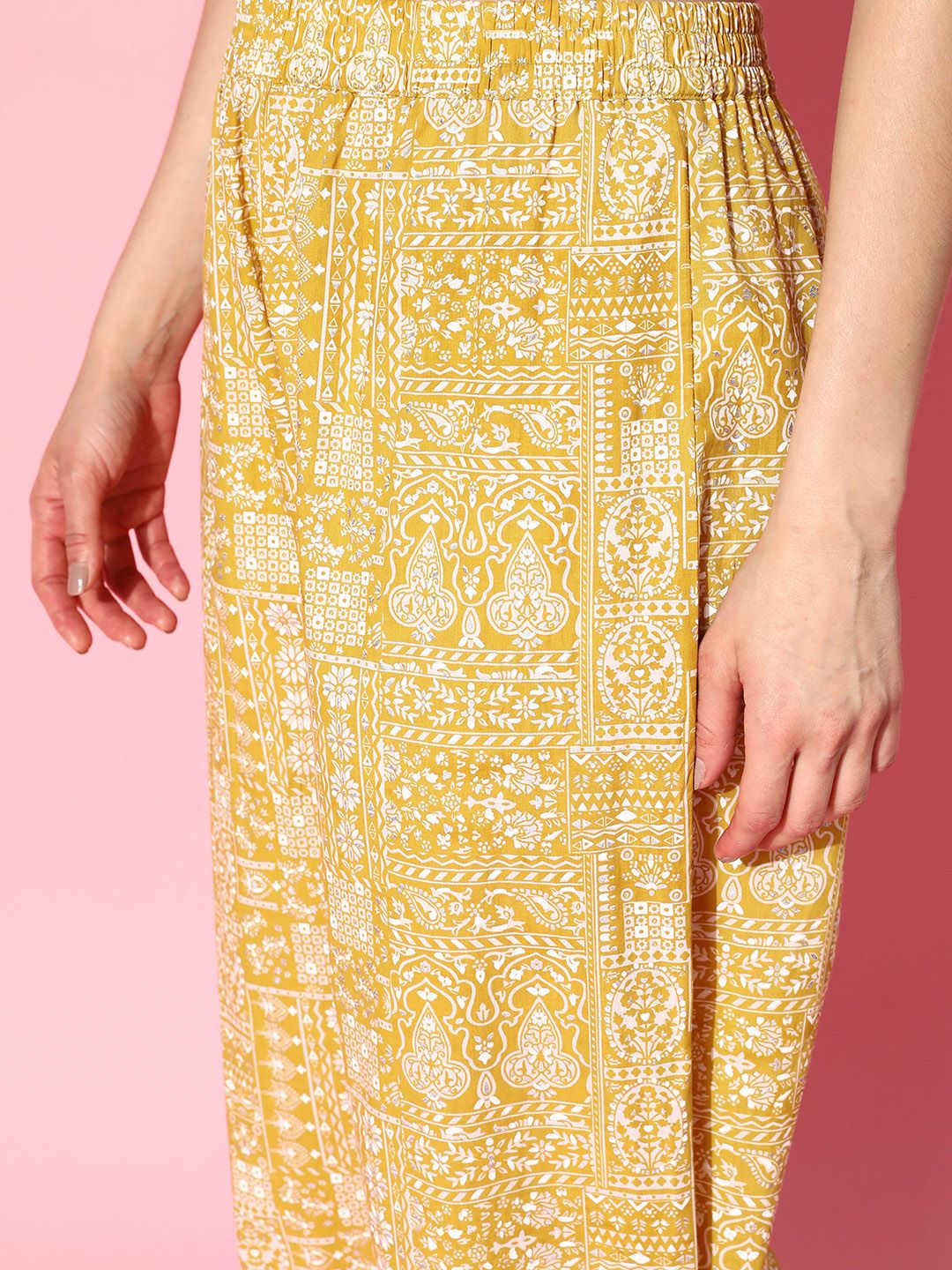 Dhiyona VA Women's Ethnic Motifs Printed Empire Pure Cotton Kurta with Trousers