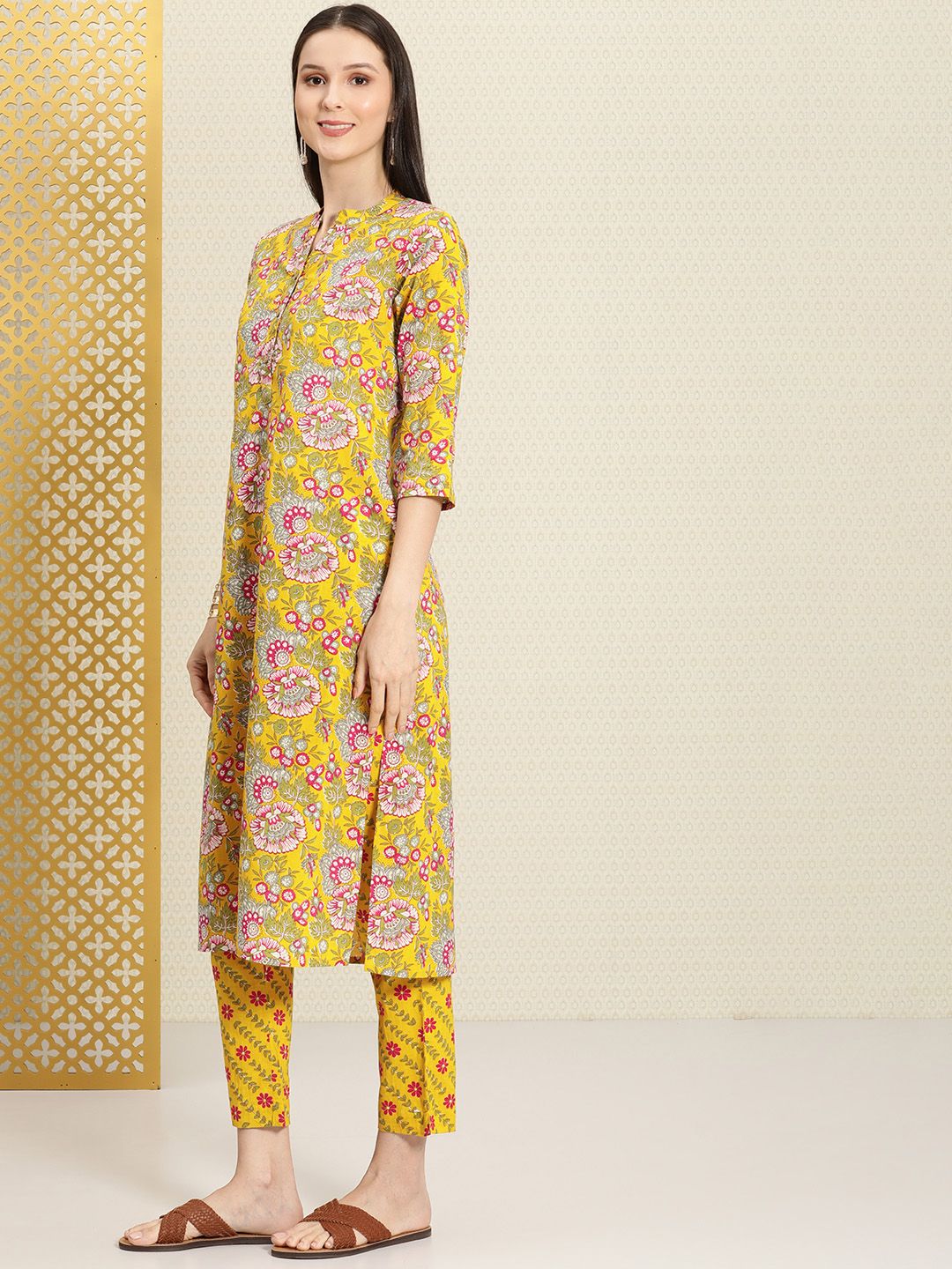 Dhiyona PD Women Women Mustard Yellow Printed Rozana Kurta with Trousers & With Dupatta