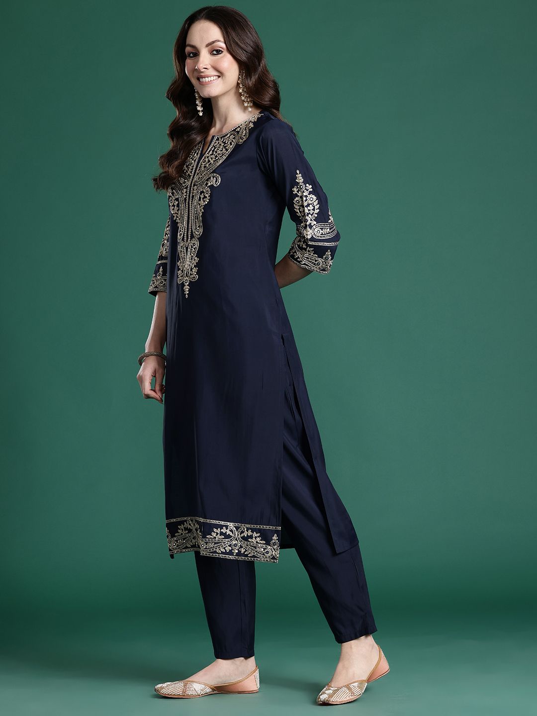 Dhiyona IE Ethnic Motifs Regular Sequinned Kurta with Trousers & With Dupatta